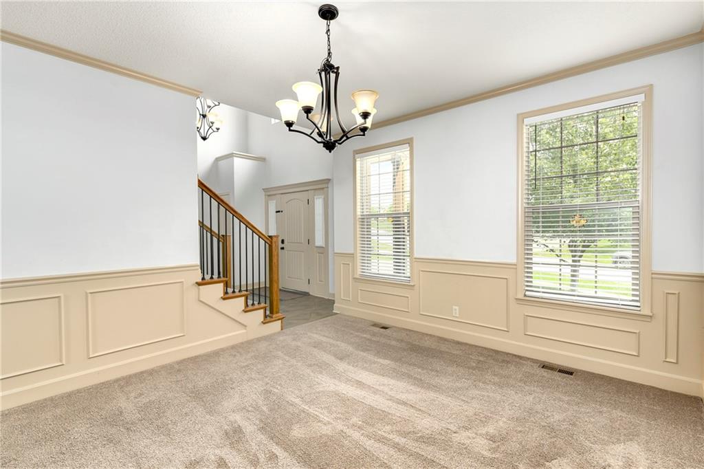 833 Rock Creek Drive Property Photo 12