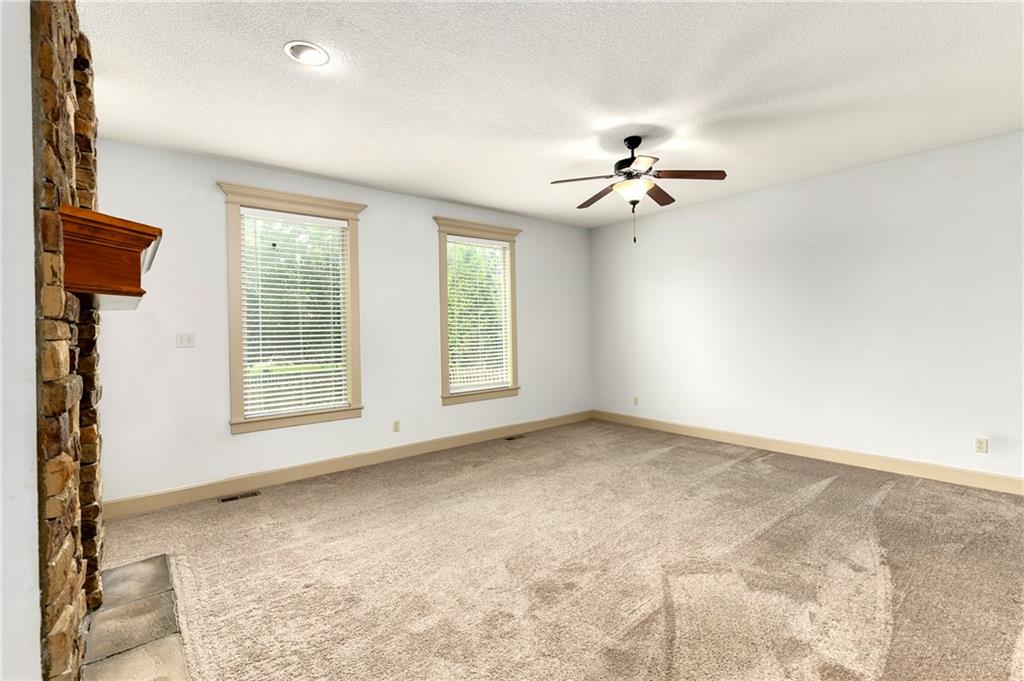 833 Rock Creek Drive Property Photo 14