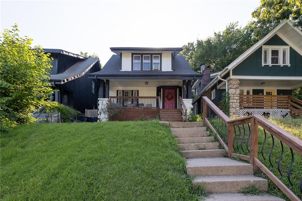 3814 Wayne Avenue Property Photo 1