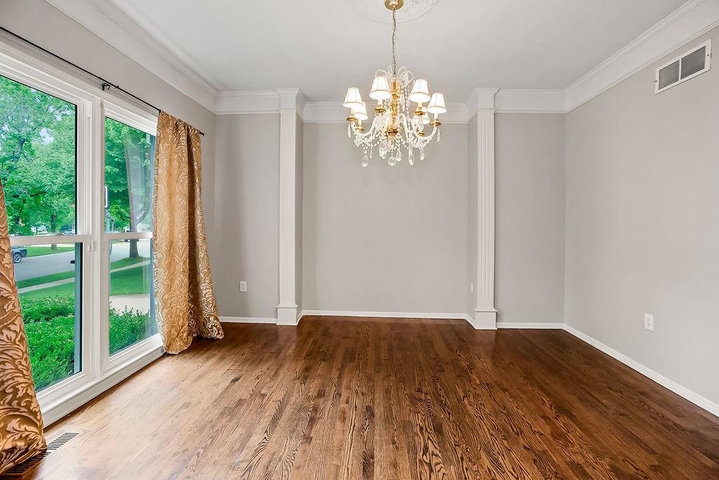 13143 Rosewood Street Property Photo 4