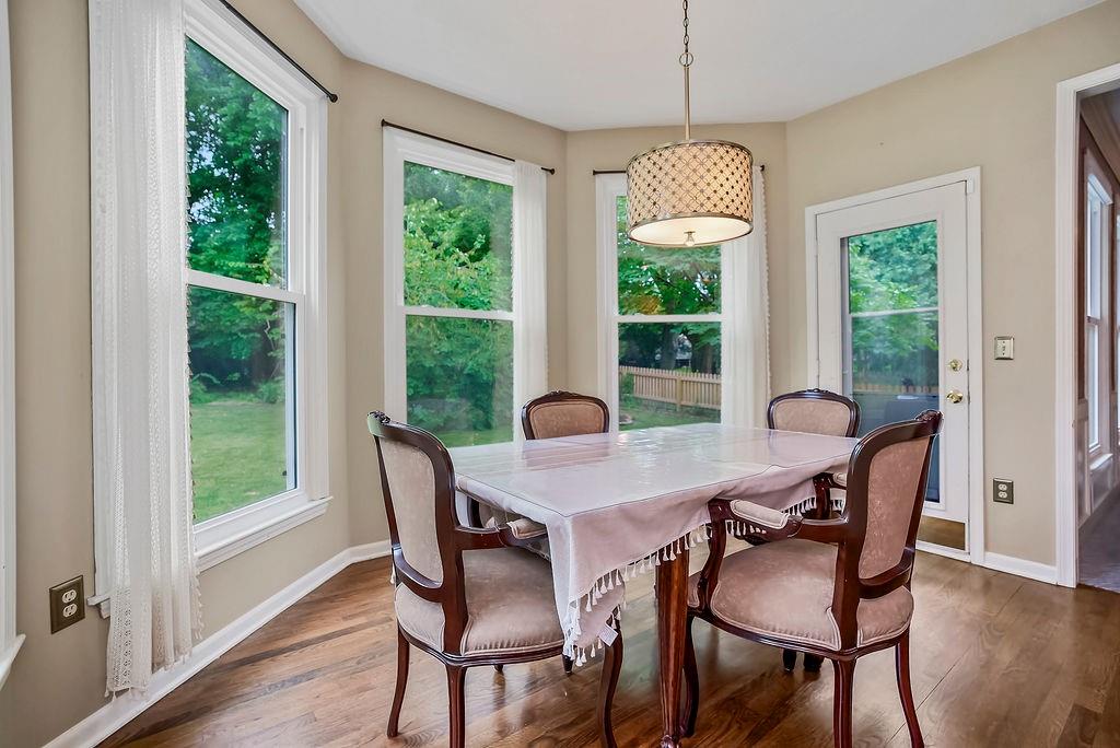 13143 Rosewood Street Property Photo 8