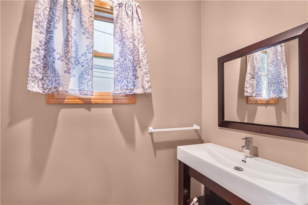 11415 Oakview Drive Property Photo 13