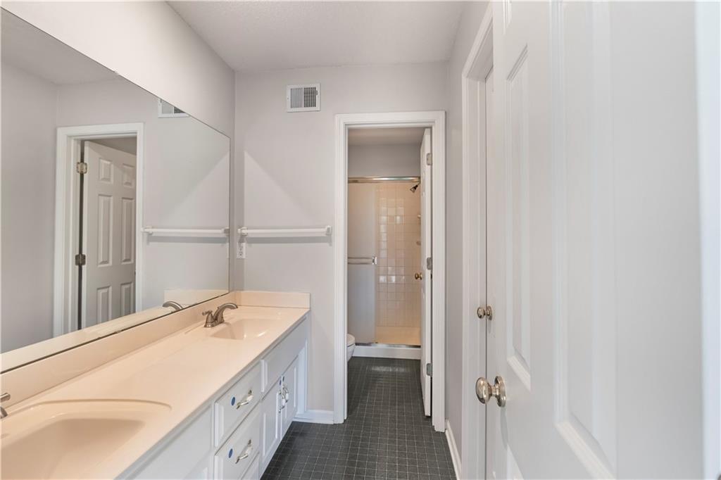 11415 Oakview Drive Property Photo 21