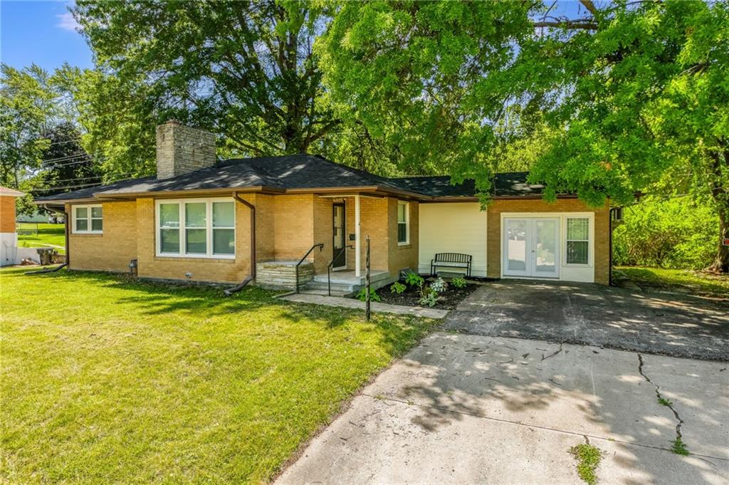16805 Sunset Drive Property Photo 1