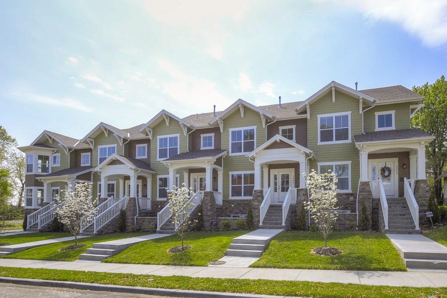 4450 Summit Street Property Photo 3