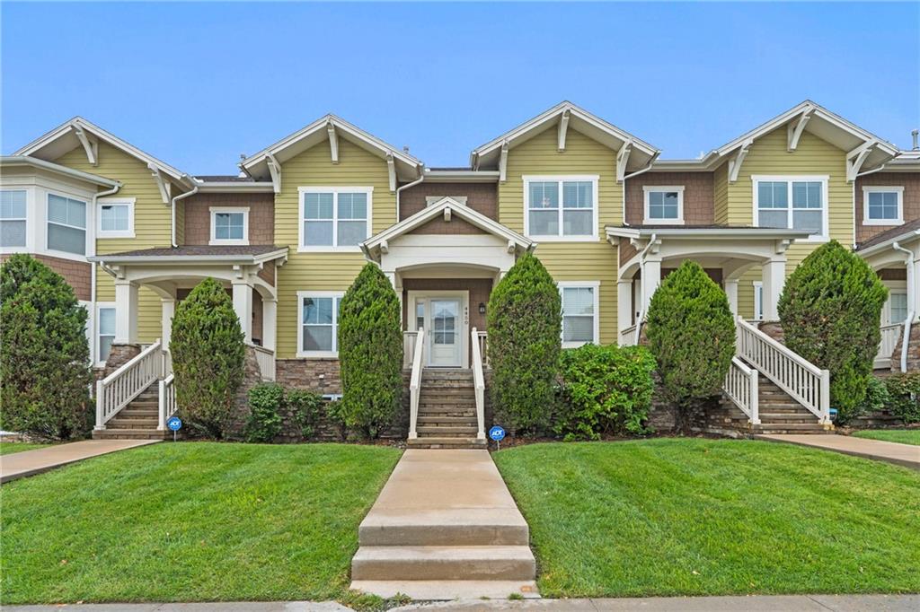 4450 Summit Street Property Photo 4