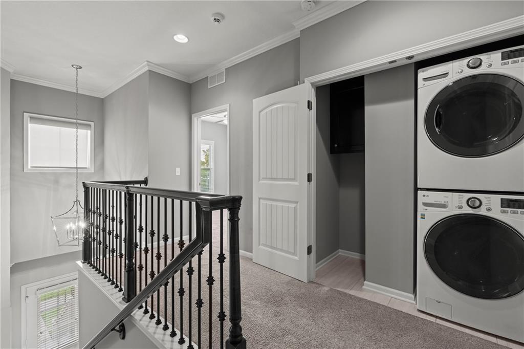 4450 Summit Street Property Photo 23