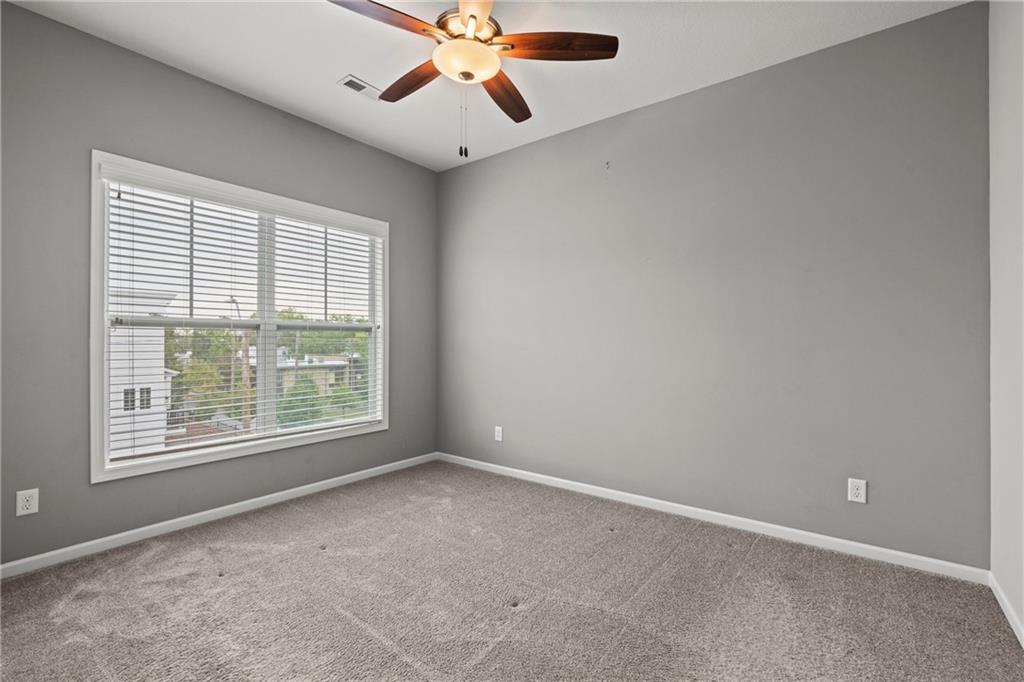 4450 Summit Street Property Photo 24