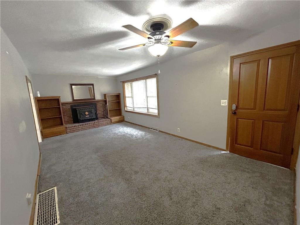 2902 S Broadway Street Property Photo 6