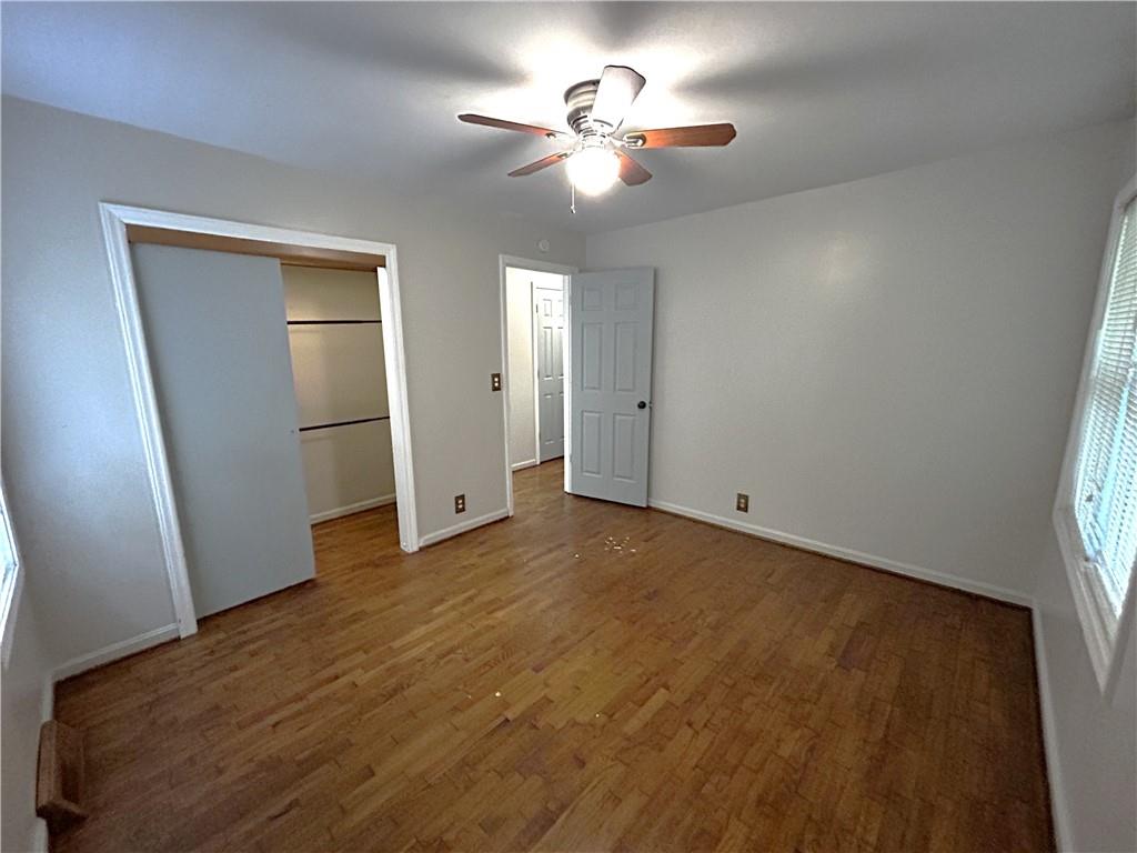 2902 S Broadway Street Property Photo 17