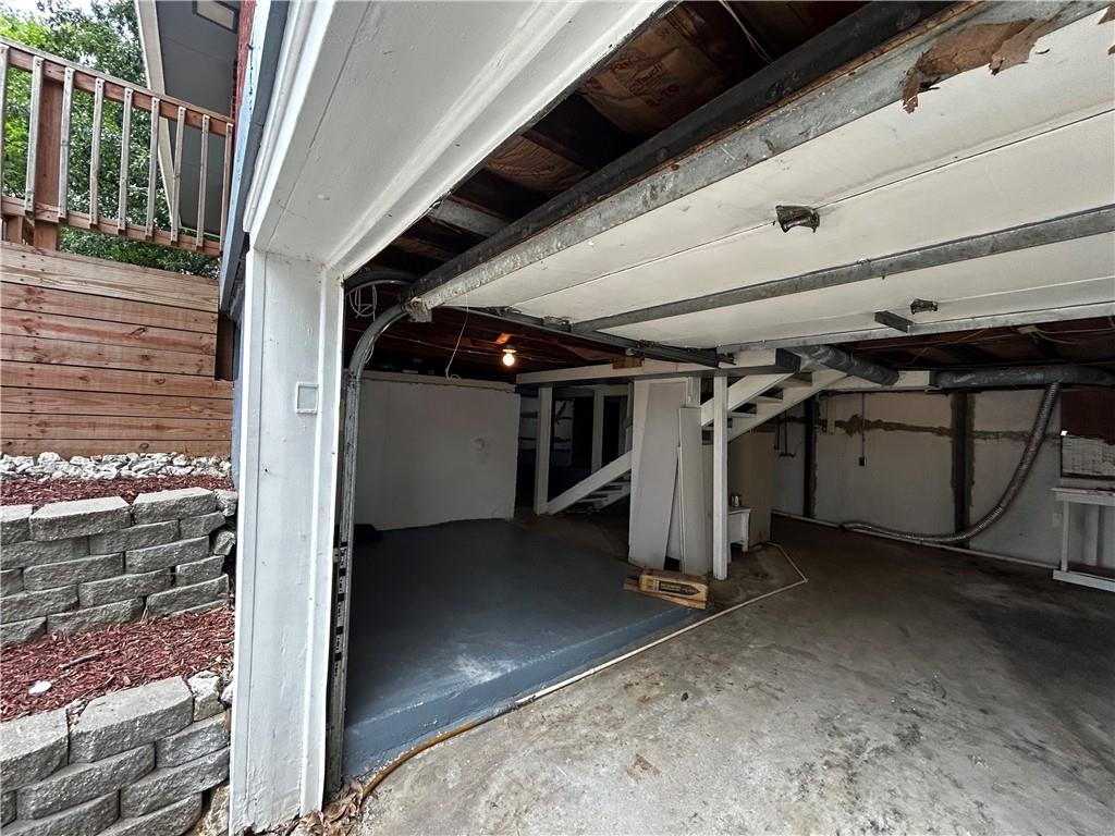 2902 S Broadway Street Property Photo 23