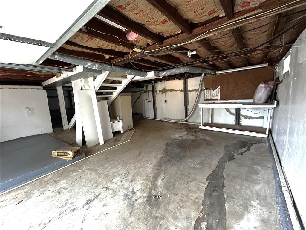 2902 S Broadway Street Property Photo 24