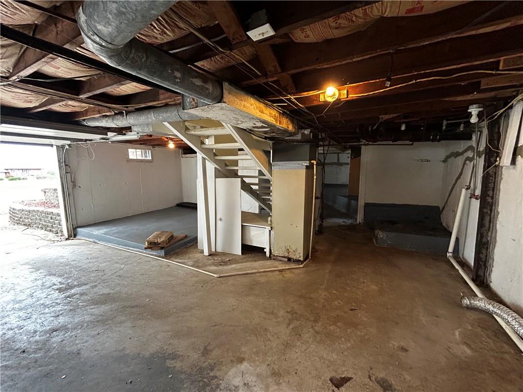 2902 S Broadway Street Property Photo 28