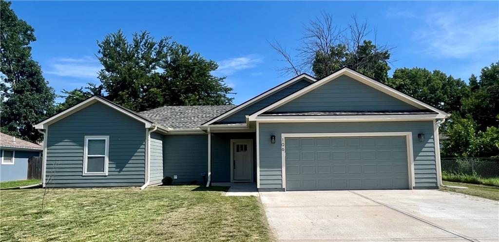 106 E Walker Drive Property Photo