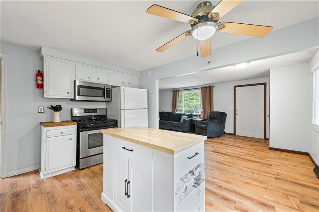 6955 N Liberty Street Property Photo 8