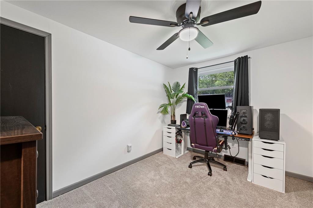 6955 N Liberty Street Property Photo 16