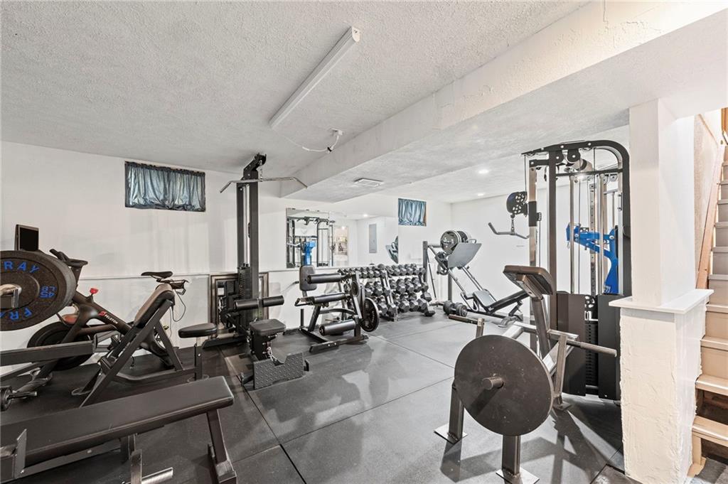 6955 N Liberty Street Property Photo 18