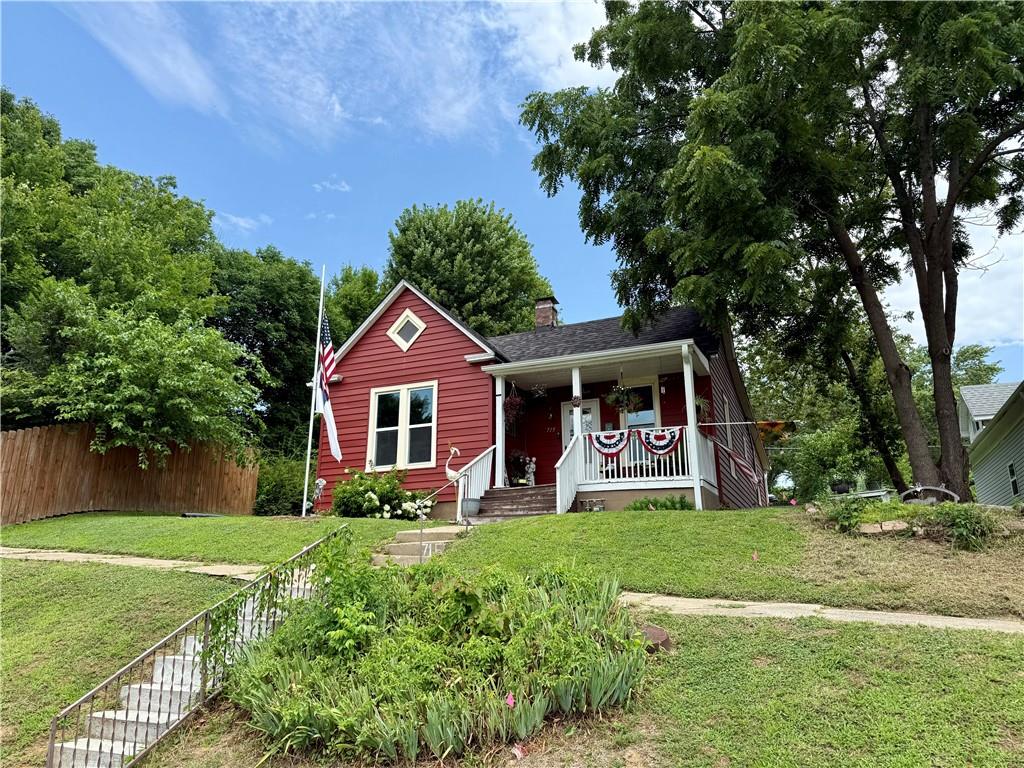 715 Harmon Street Property Photo 1