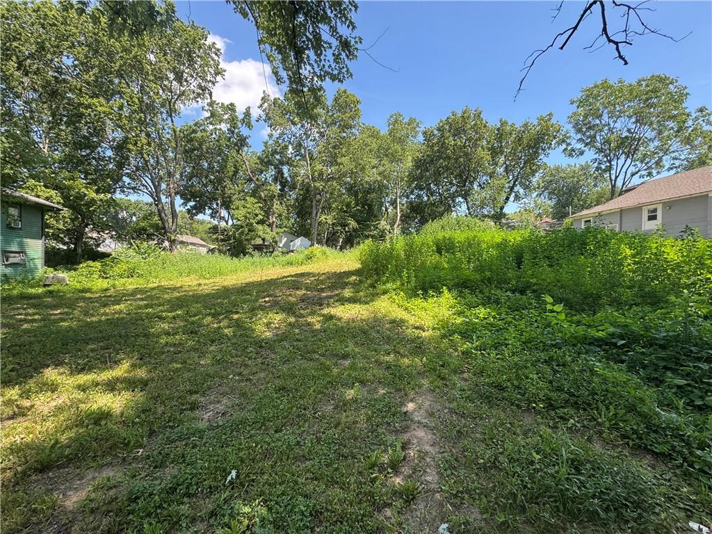3832 Thompson Avenue Property Photo