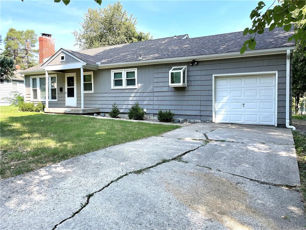 5212 W 76th Street Property Photo