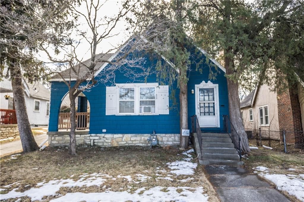 2811 E 63rd Street Property Photo 1