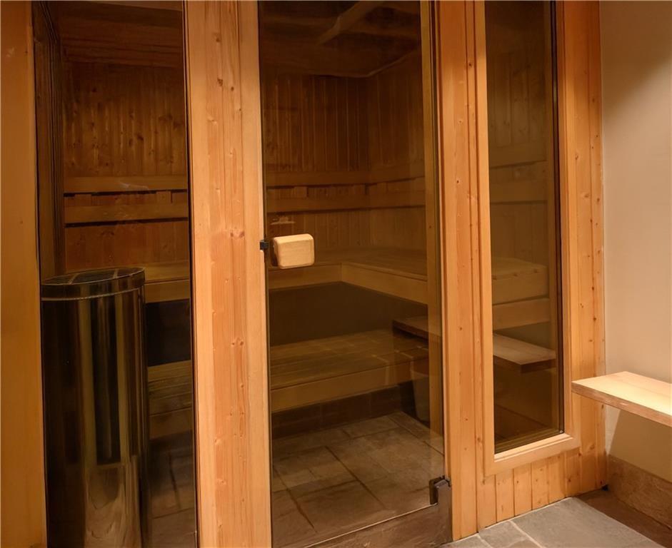 600 E Admiral Boulevard Property Photo 14