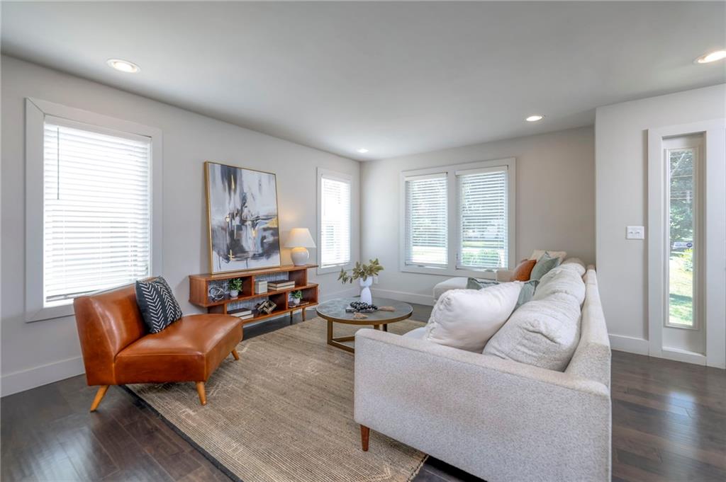 102 E 81st Street Property Photo 13