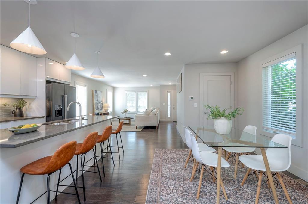 102 E 81st Street Property Photo 17