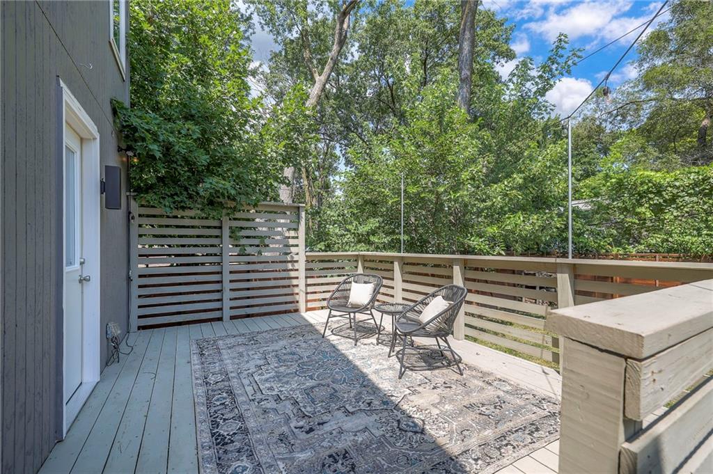 102 E 81st Street Property Photo 37