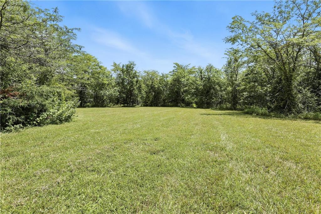 Sw Hollow Road Property Photo 1