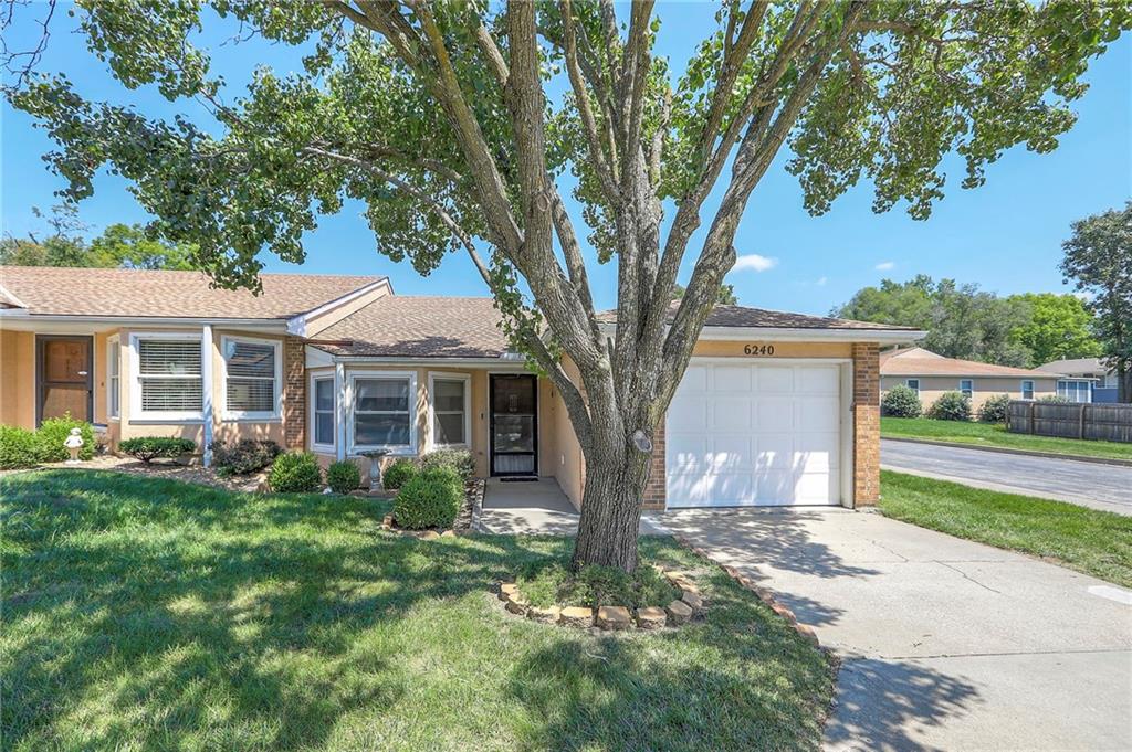 6240 Ash Court Property Photo 1