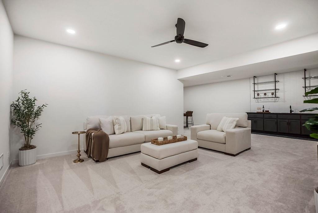 18221 W 168th Terrace Property Photo 25