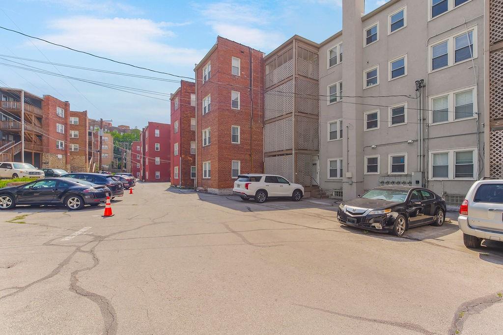 210 E Emanuel Cleaver #3e Boulevard Property Photo 23