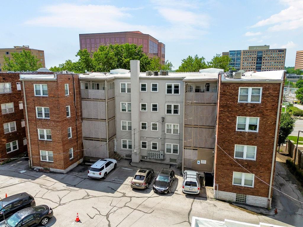 210 E Emanuel Cleaver #3e Boulevard Property Photo 25