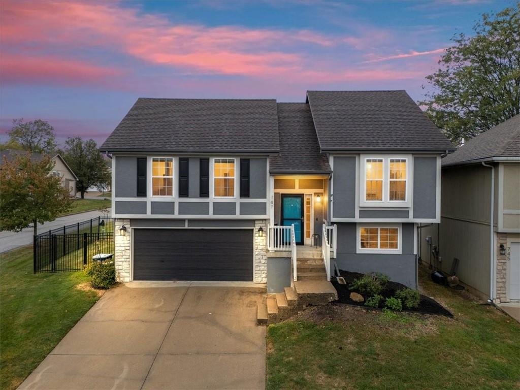 747 E 124th Street Property Photo 3