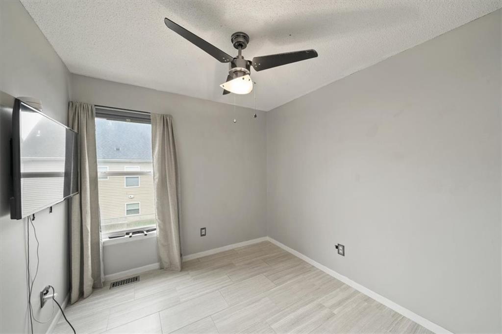 747 E 124th Street Property Photo 17