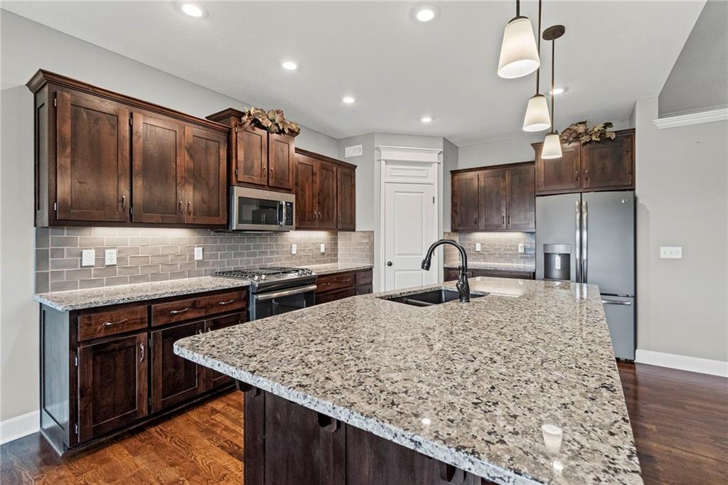 2010 Ne 114th Terrace Property Photo 8