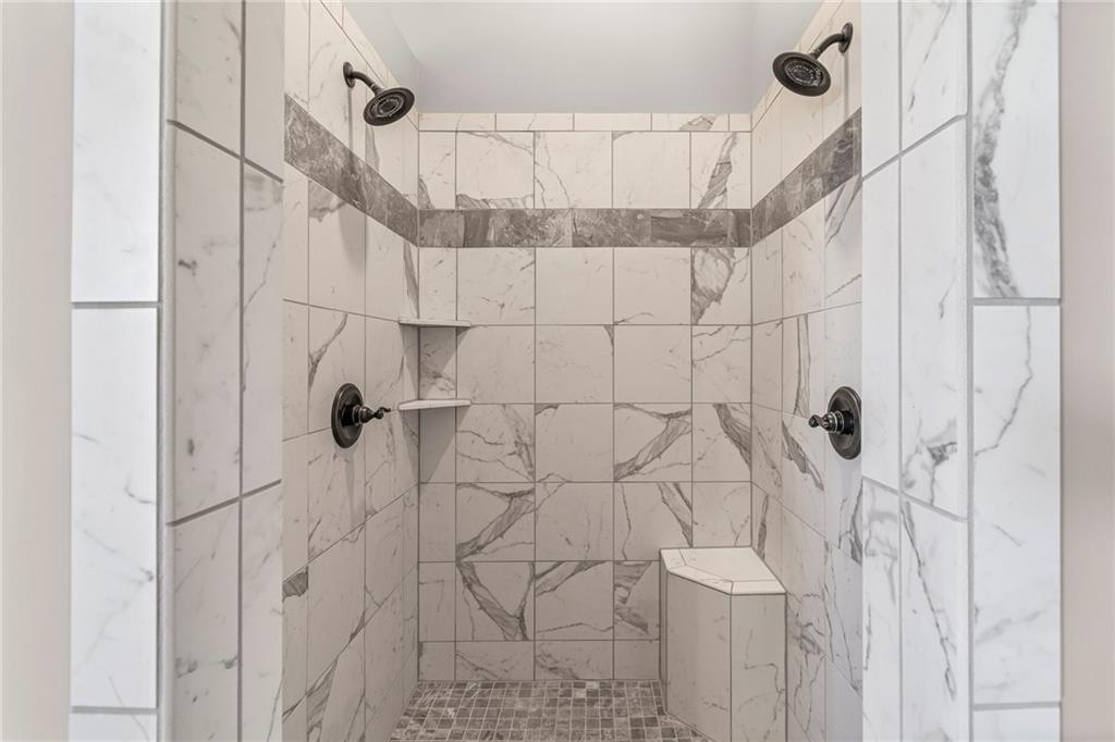 2010 Ne 114th Terrace Property Photo 21