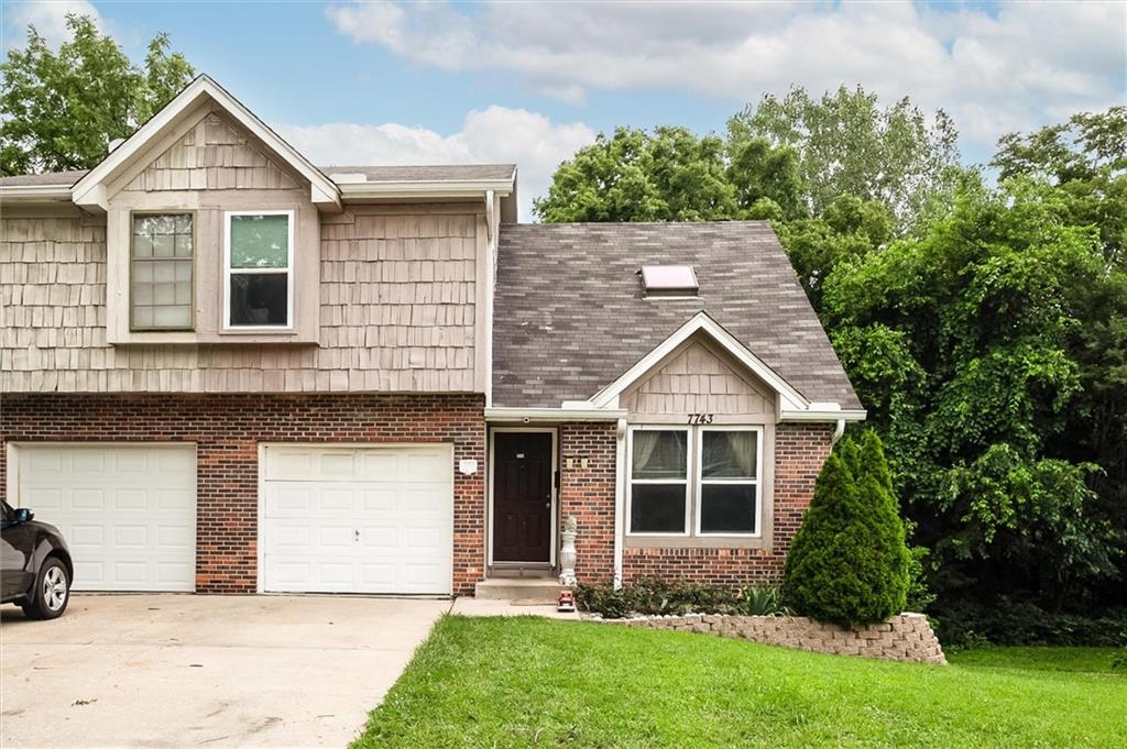 7743 England Drive Property Photo 1
