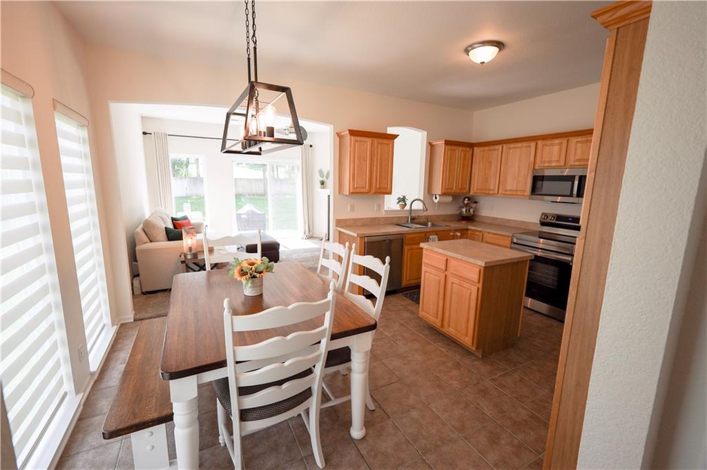 630 Sw Shadow Glen Court Property Photo 8