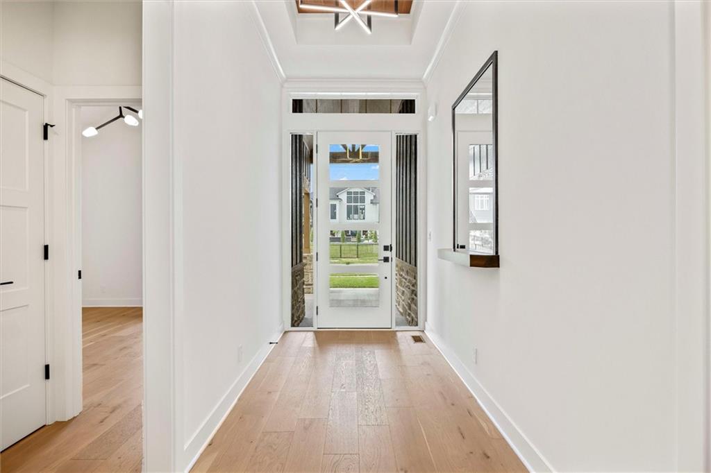 1319 Granton Lane Property Photo 4