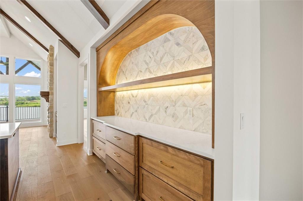 1319 Granton Lane Property Photo 6