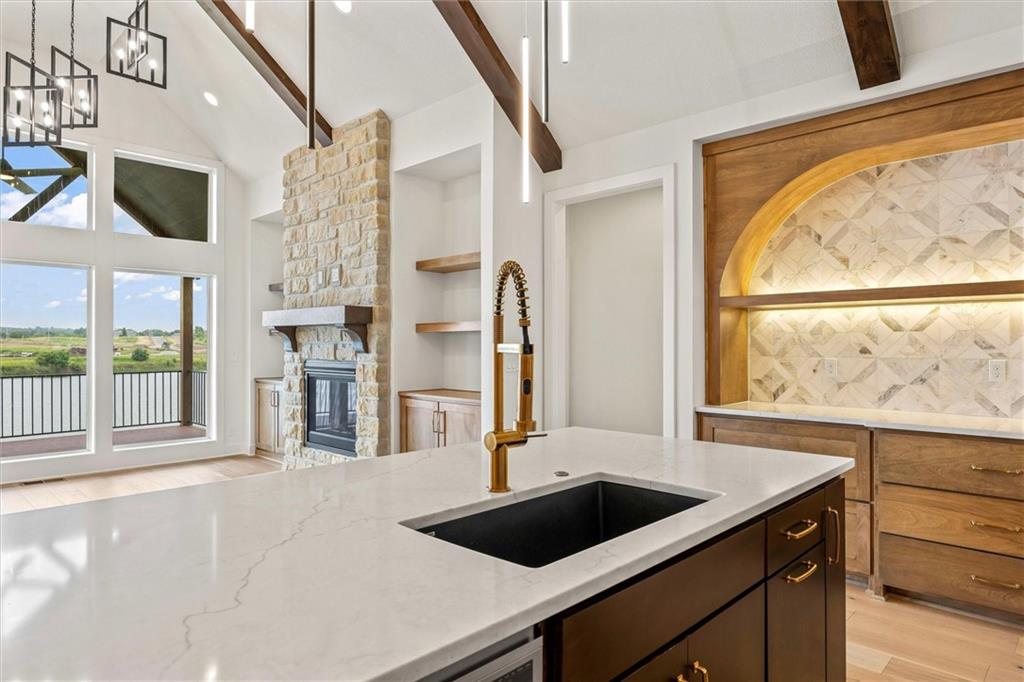 1319 Granton Lane Property Photo 11