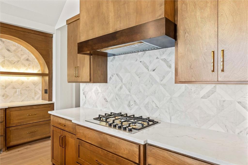 1319 Granton Lane Property Photo 14