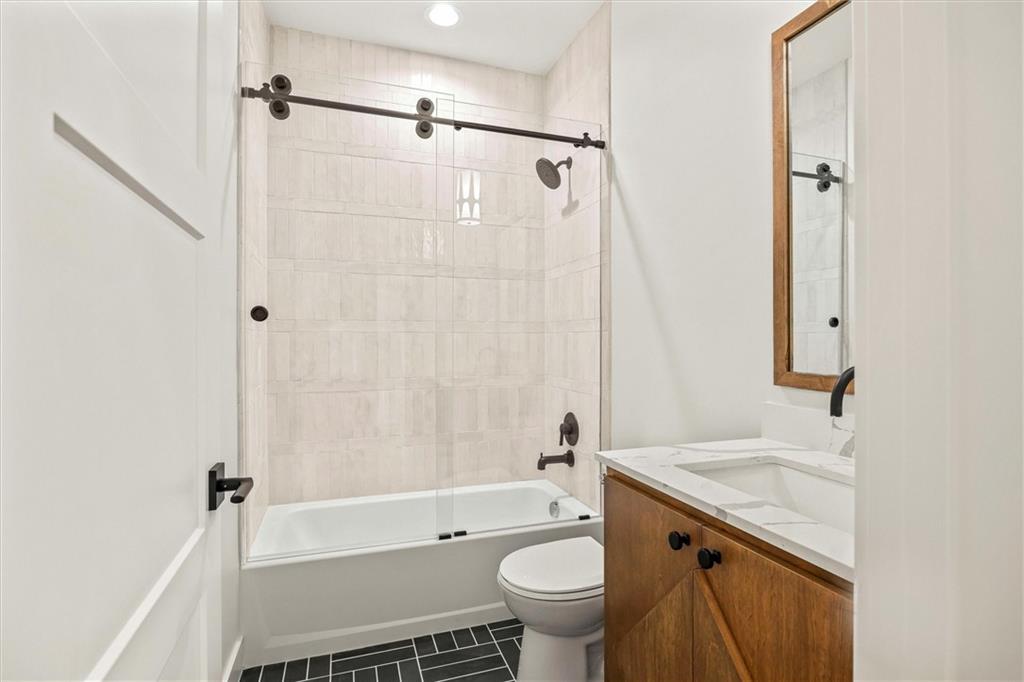 1319 Granton Lane Property Photo 27