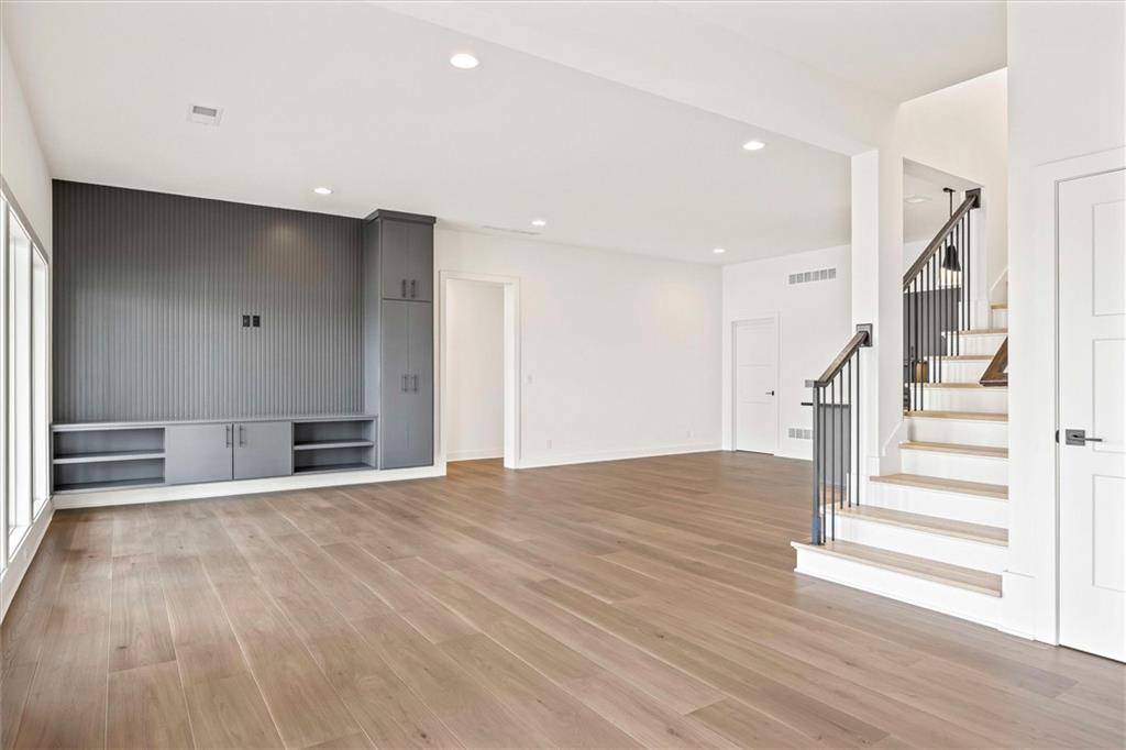 1319 Granton Lane Property Photo 32