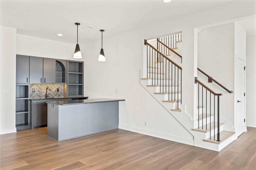 1319 Granton Lane Property Photo 33