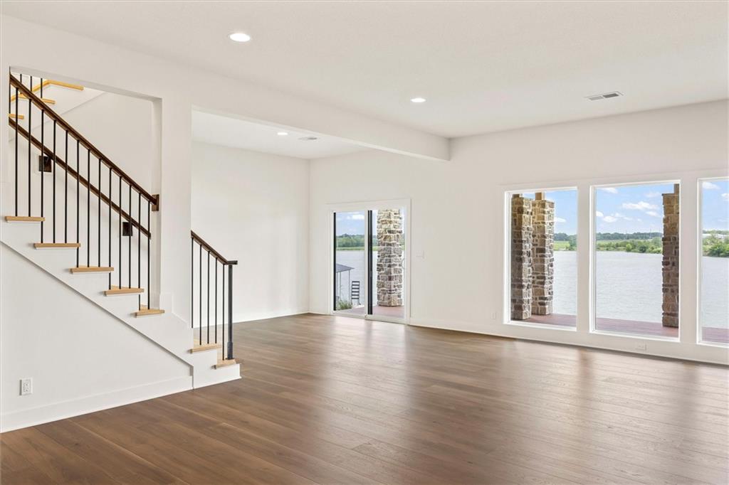 1319 Granton Lane Property Photo 34