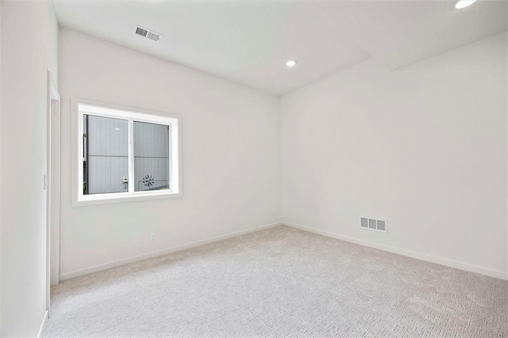 1319 Granton Lane Property Photo 37