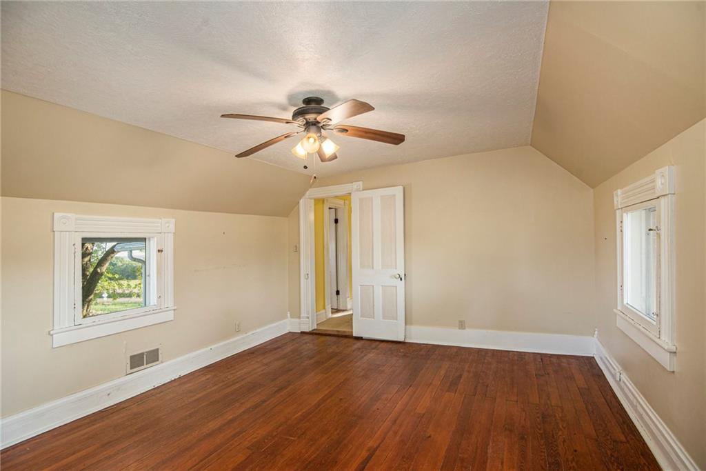 10818 S County Rd Jj Highway Property Photo 26